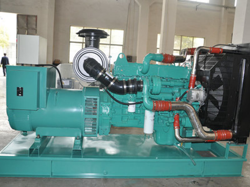 重慶康明斯300KW柴油發電機組