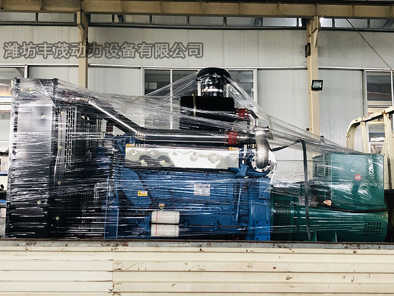 濰坊發(fā)電機200KW發(fā)貨.jpg